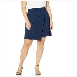 ✨Modamix (NWT) Plus Size Assymetrical Crepe Skirt Size 16W✨